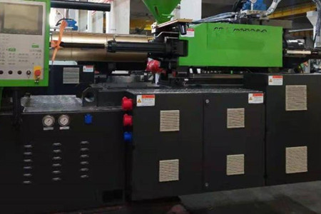 塑料注塑機(jī)的輔助設(shè)備有哪些？京瓊介紹！