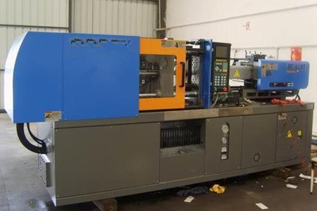 果筐注塑機(jī)廠家如何選擇比較好？需重視這些因素！